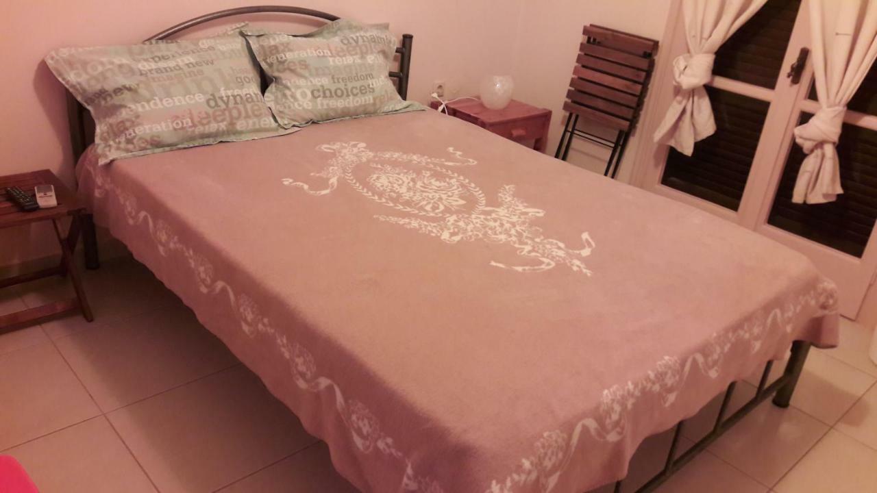chez irene sweet pension Naxos City Esterno foto