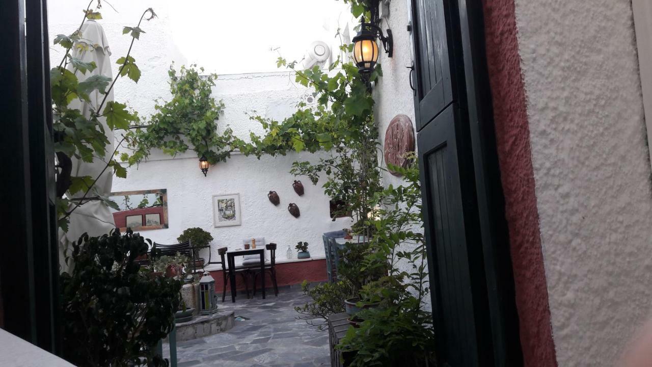 chez irene sweet pension Naxos City Esterno foto